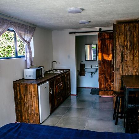 Peaceful 1-Bedroom Flatlet, 10 Min From The Beach Cape Town Eksteriør bilde