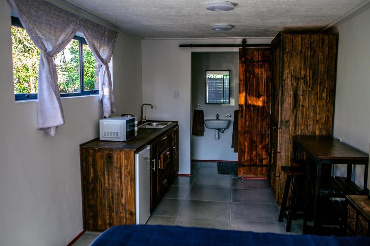 Peaceful 1-Bedroom Flatlet, 10 Min From The Beach Cape Town Eksteriør bilde