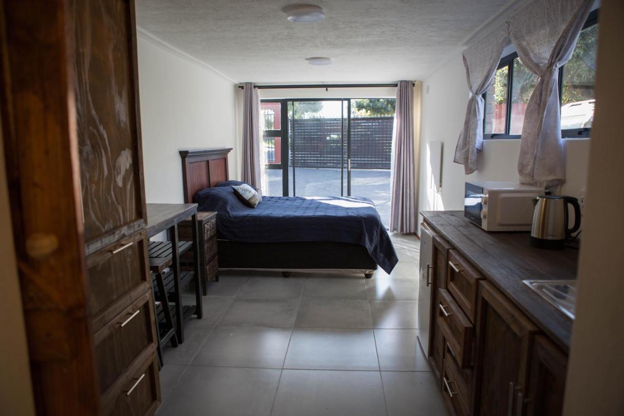 Peaceful 1-Bedroom Flatlet, 10 Min From The Beach Cape Town Eksteriør bilde